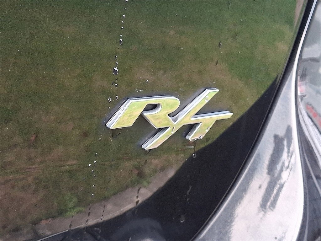 Used 2014 Dodge Durango R/T w/ Technology Group image 32