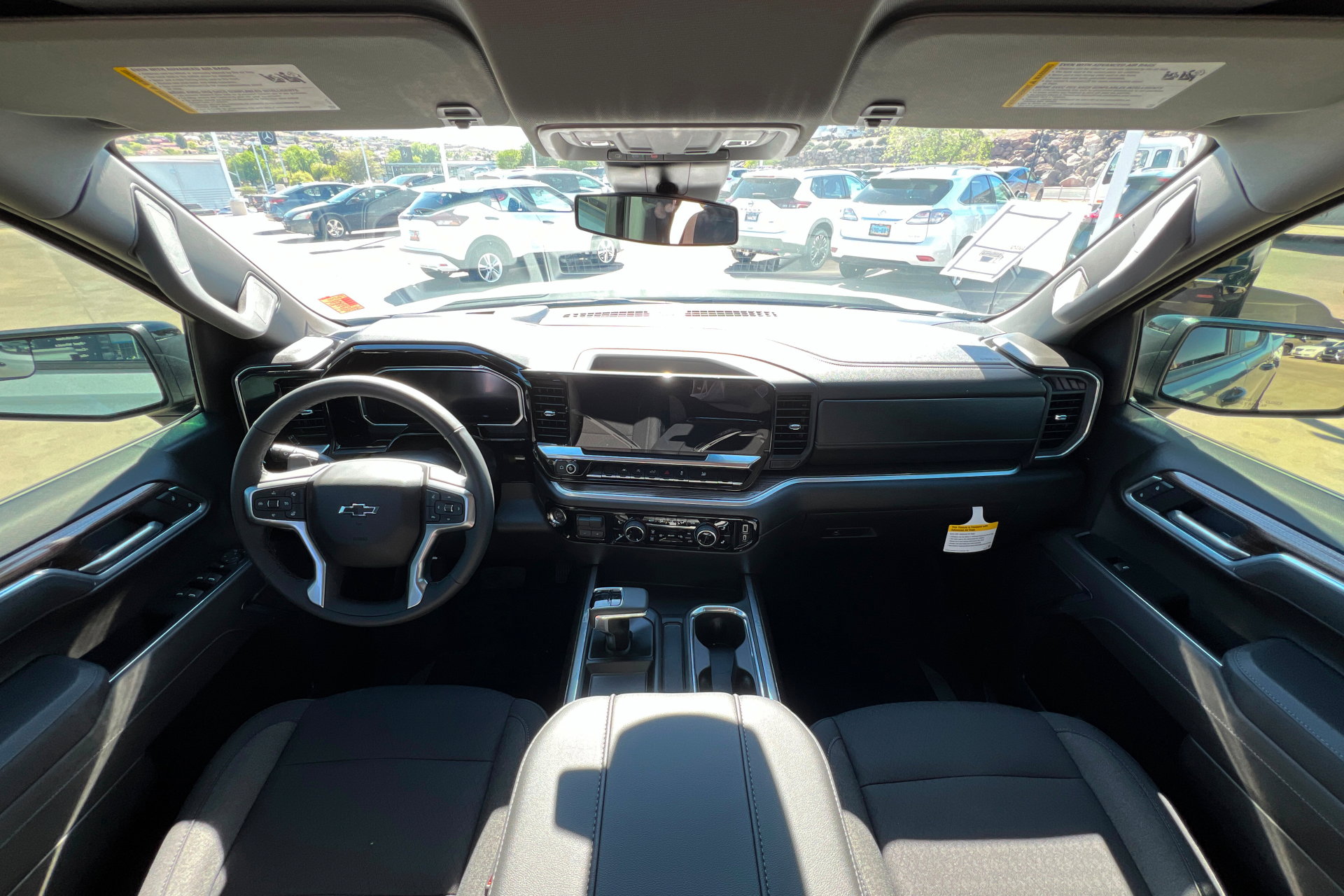 New 2026 Chevrolet Silverado 1500 RST w/ Redline Edition AWD/4WD image 10