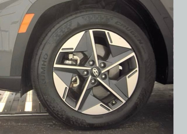 Used 2026 Hyundai Tucson SEL FWD image 7