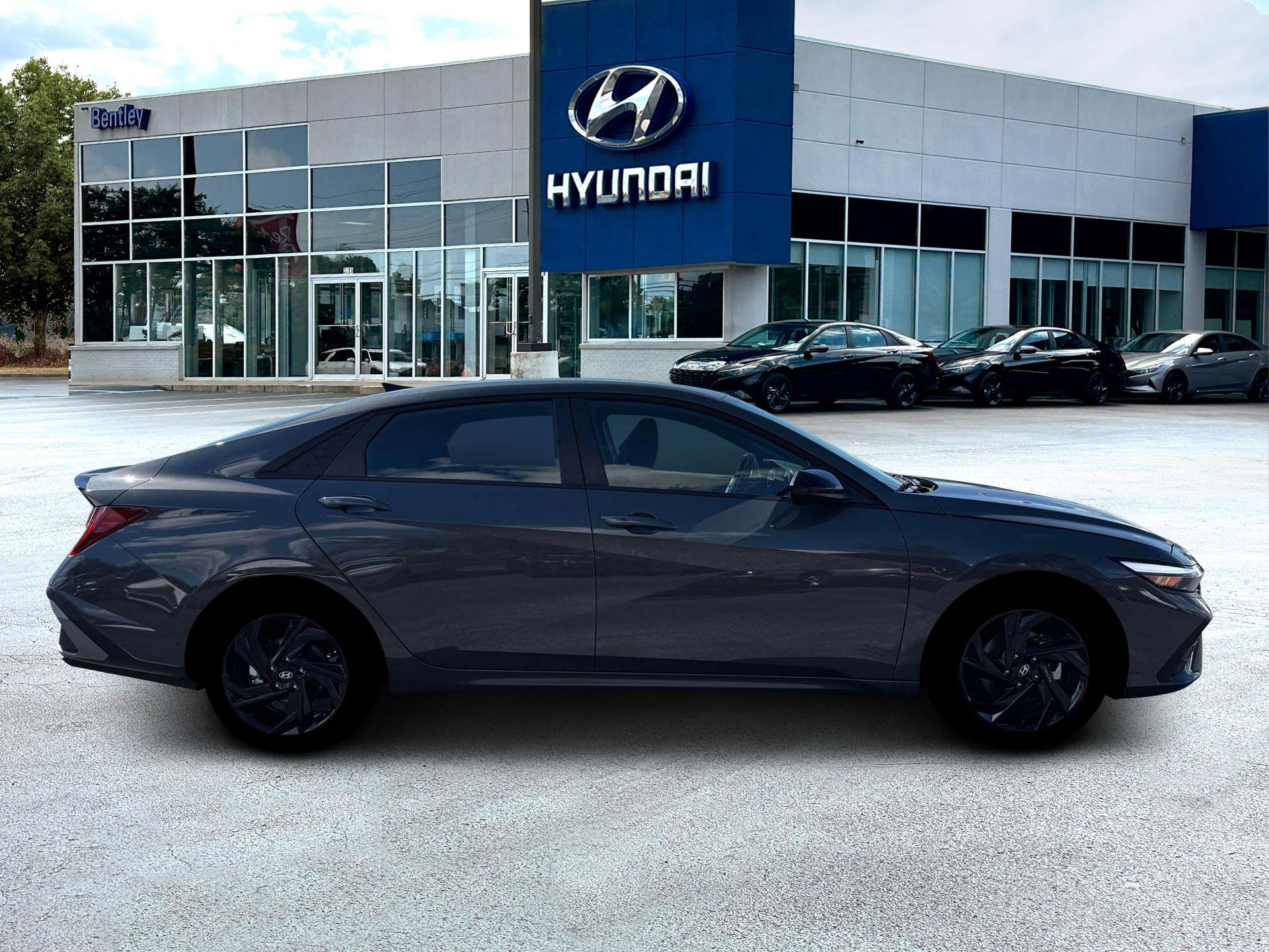 New 2026 Hyundai Elantra Sport image 8