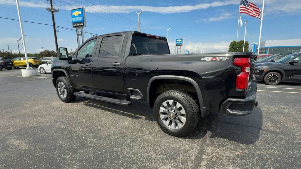Used 2024 Chevrolet Silverado 2500 Custom w/ Custom Value Package AWD/4WD image 6