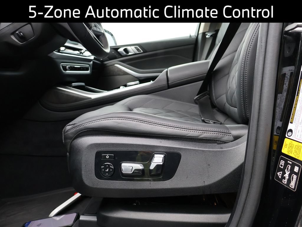 Used 2024 BMW X7 xDrive40i w/ Premium Package AWD/4WD image 10