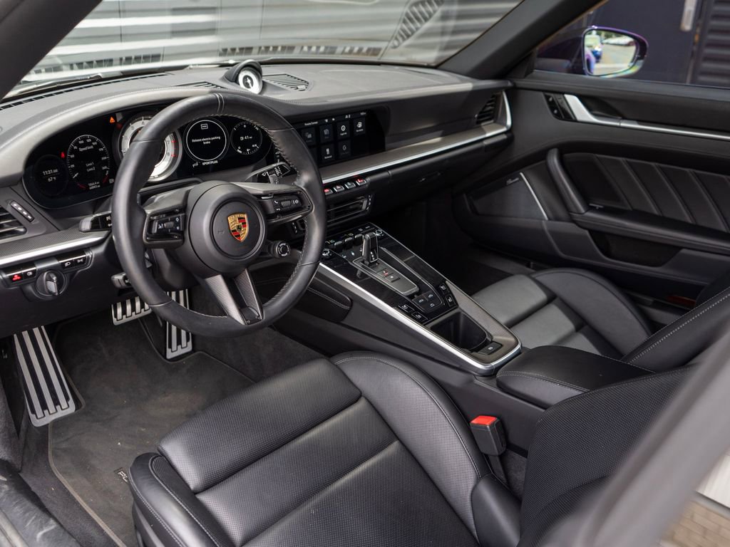 Certified 2021 Porsche 911 Turbo S image 5