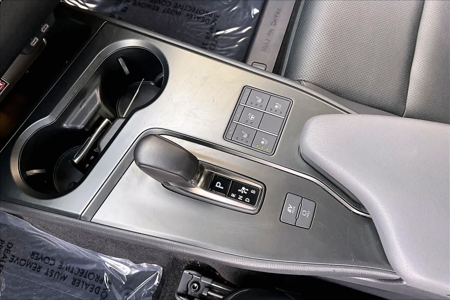 Used 2025 Lexus UX 300h AWD w/ Cold Area Package image 13