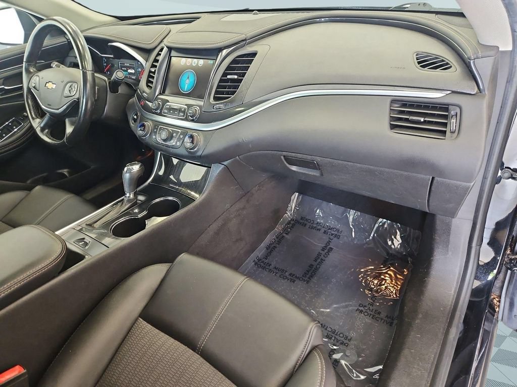 Used 2019 Chevrolet Impala LT FWD image 29