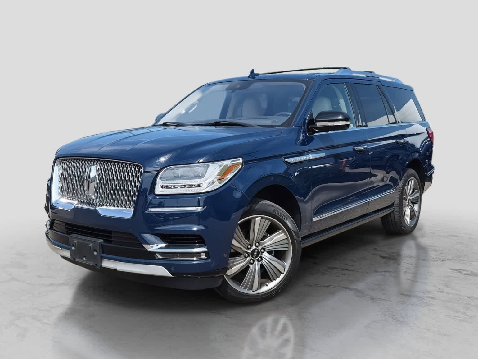 Used 2018 Lincoln Navigator Reserve w/ Technology Package AWD/4WD image 1