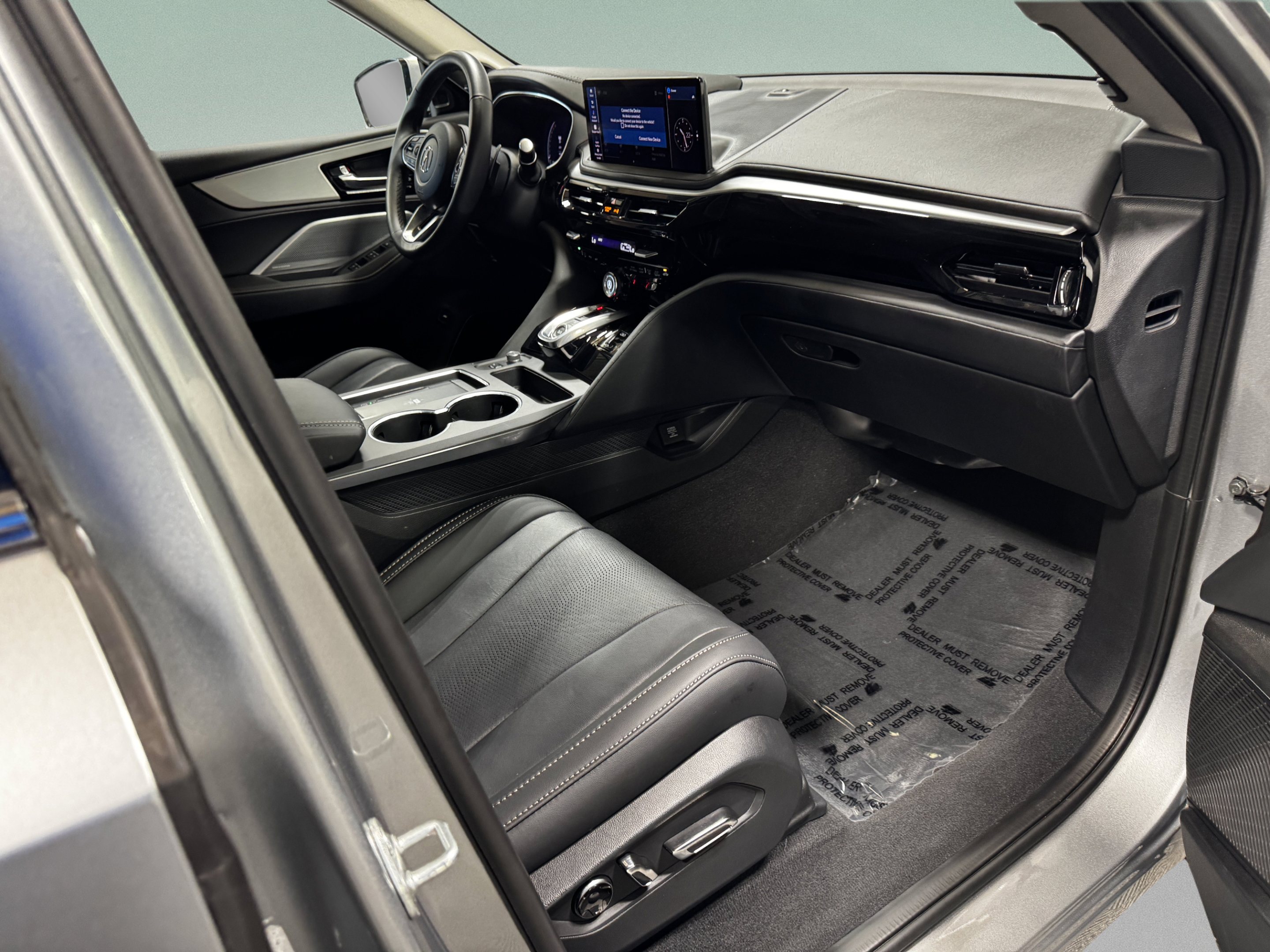 Certified 2026 Acura MDX w/ Technology Package FWD image 9