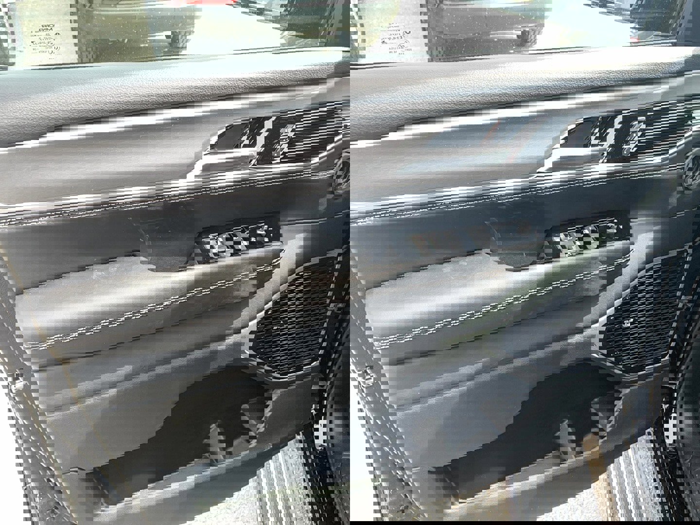 New 2026 Jeep Grand Wagoneer L Limited image 12