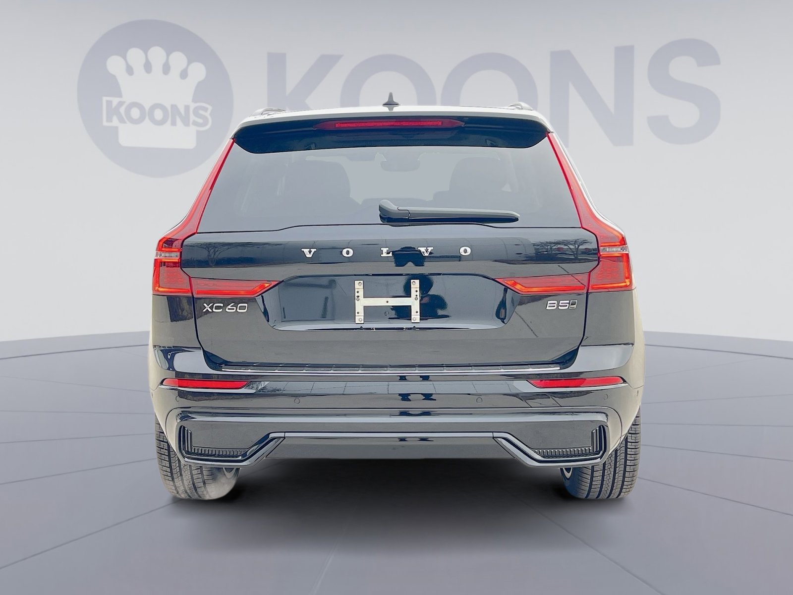 New 2026 Volvo XC60 B5 Ultra w/ Protection Package Premier image 5