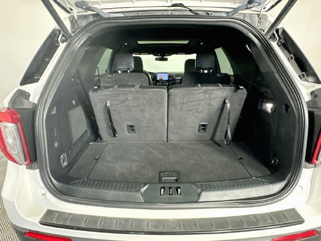 Certified 2023 Ford Explorer ST-Line w/ Class IV Trailer Tow Package AWD/4WD image 34