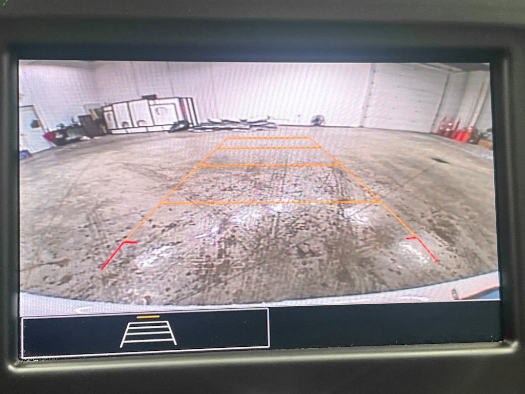 Used 2023 Chevrolet Equinox RS image 18