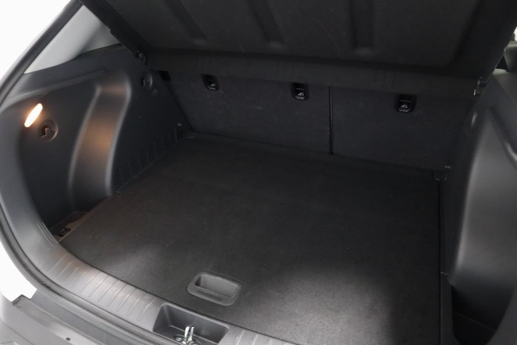 Used 2025 Hyundai Kona SEL FWD image 12