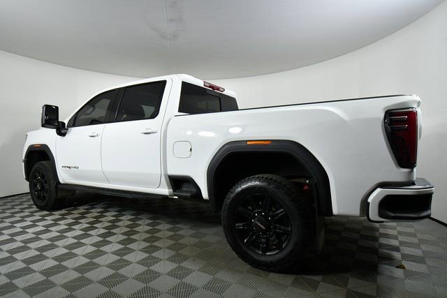 Used 2025 GMC Sierra 3500 AT4 w/ AT4 Premium Plus Package image 14