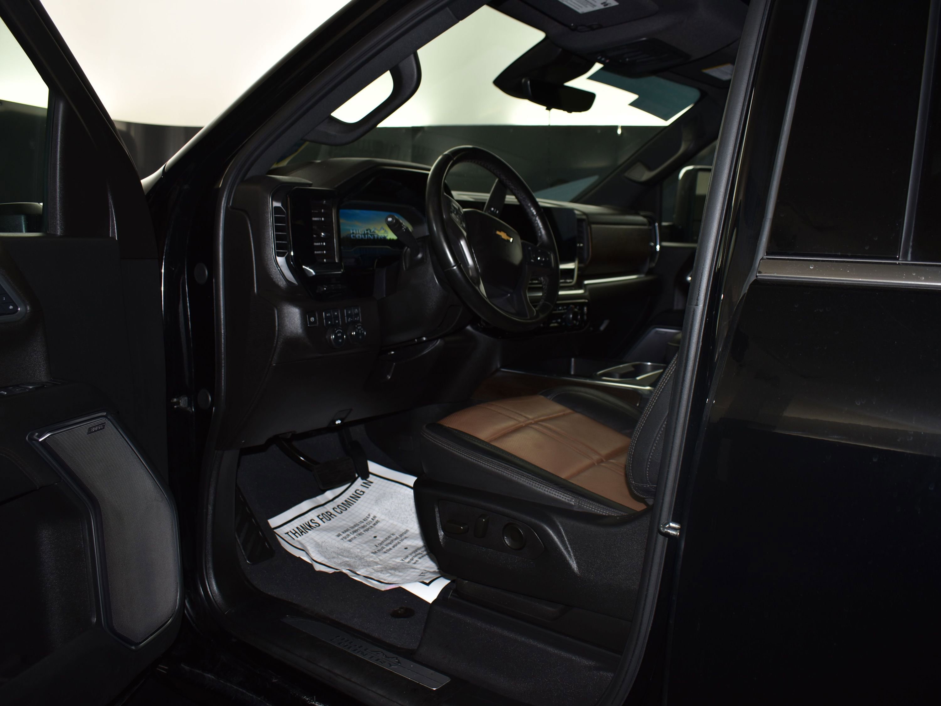 Used 2025 Chevrolet Silverado 2500 High Country w/ High Country Premium Package image 28