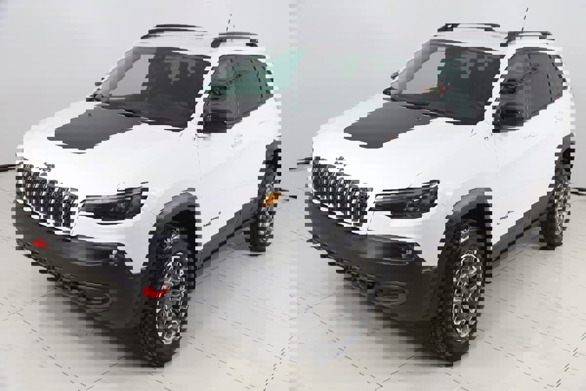 Used 2022 Jeep Cherokee Trailhawk w/ Comfort/Convenience Group image 21