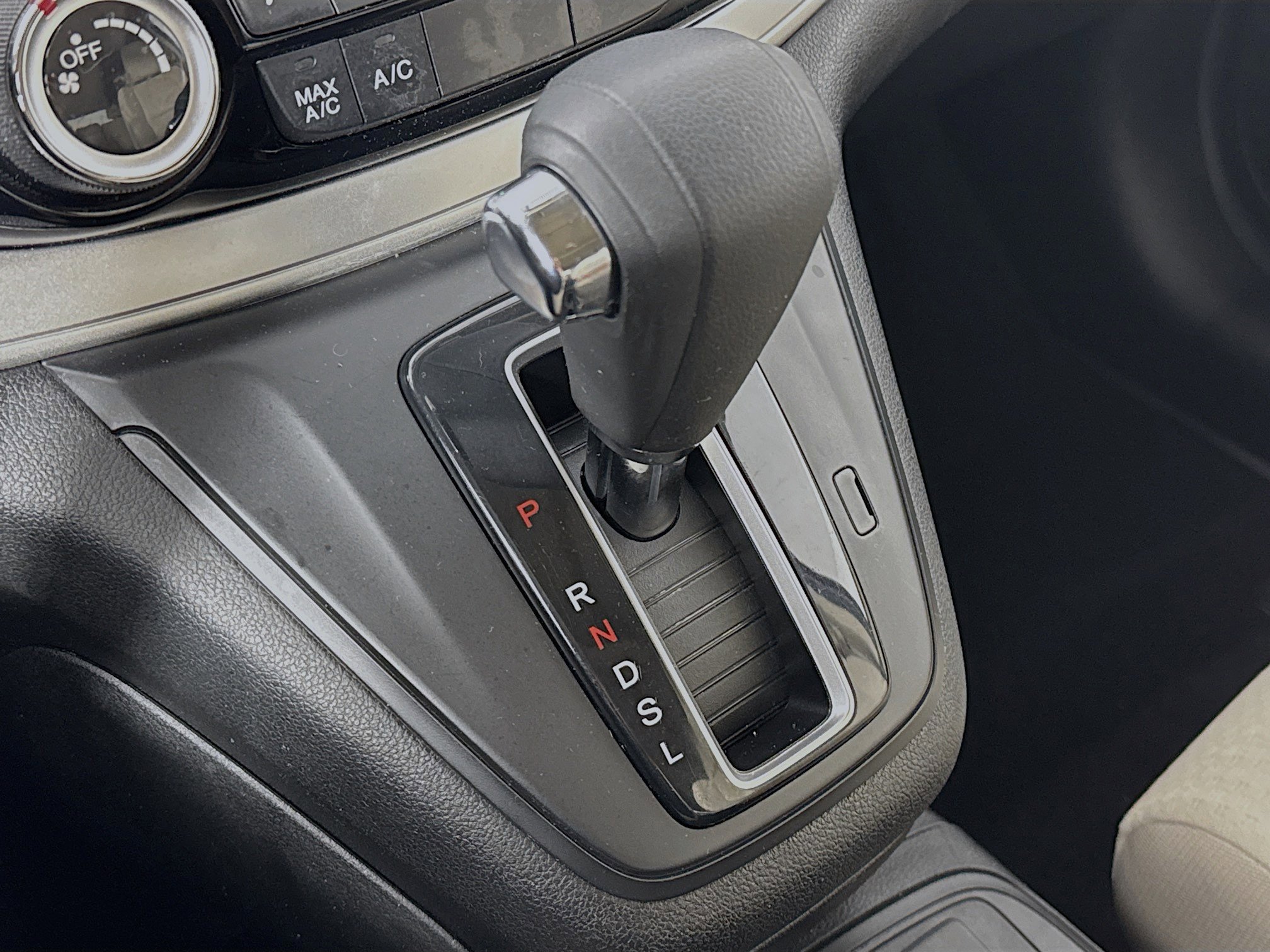 Used 2016 Honda CR-V EX image 16