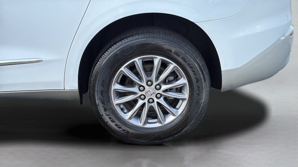 Used 2024 Buick Enclave Essence FWD image 24
