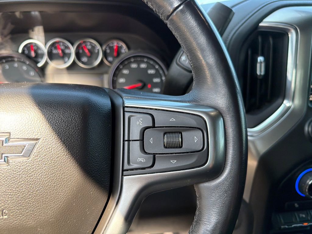 Used 2020 Chevrolet Silverado 1500 LT Trail Boss image 31