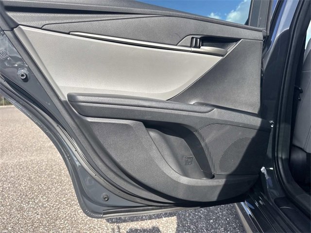 Used 2025 Toyota Camry SE image 12