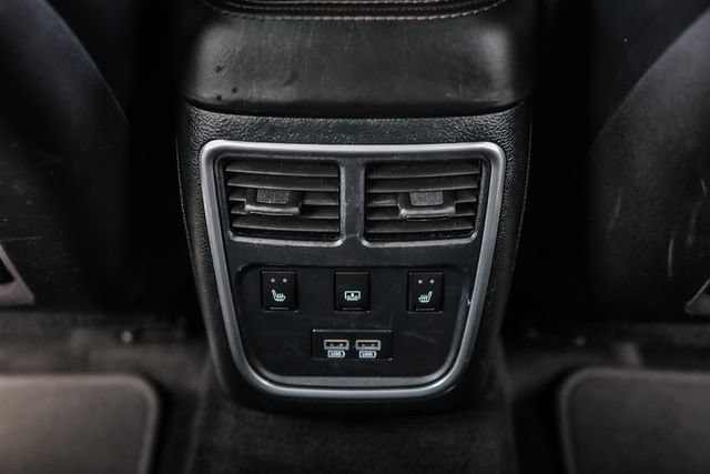 Used 2015 Chrysler 300 C RWD image 26