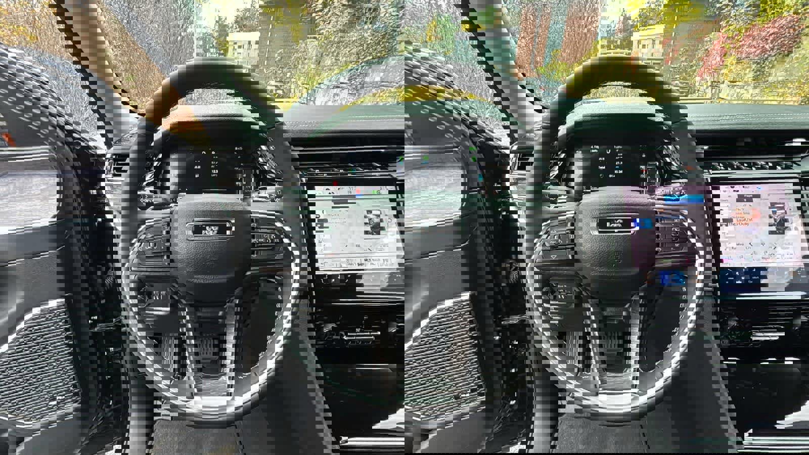 Used 2023 Jeep Grand Cherokee 4WD 4xe image 16