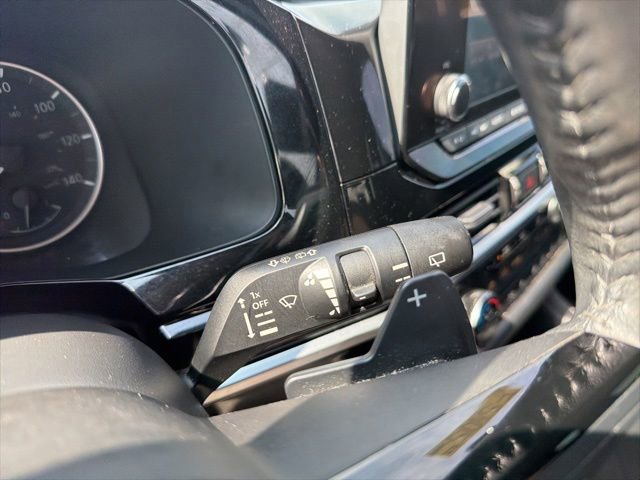 Used 2022 Nissan Pathfinder SV FWD image 42