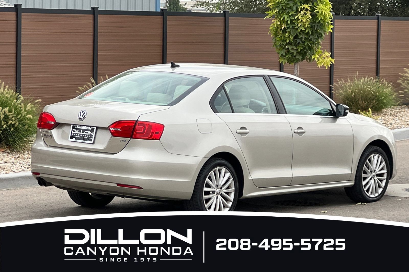 Used 2013 Volkswagen Jetta TDI FWD image 4