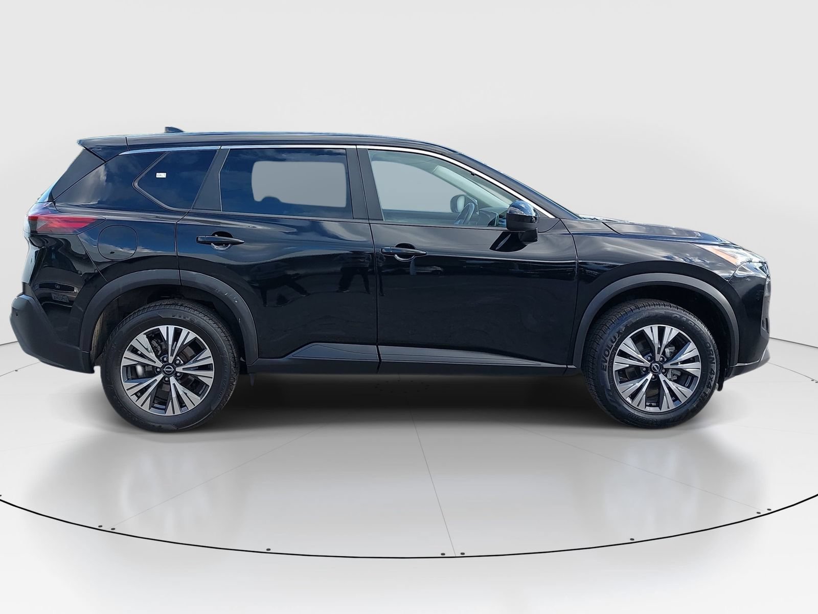 Used 2023 Nissan Rogue SV FWD image 8
