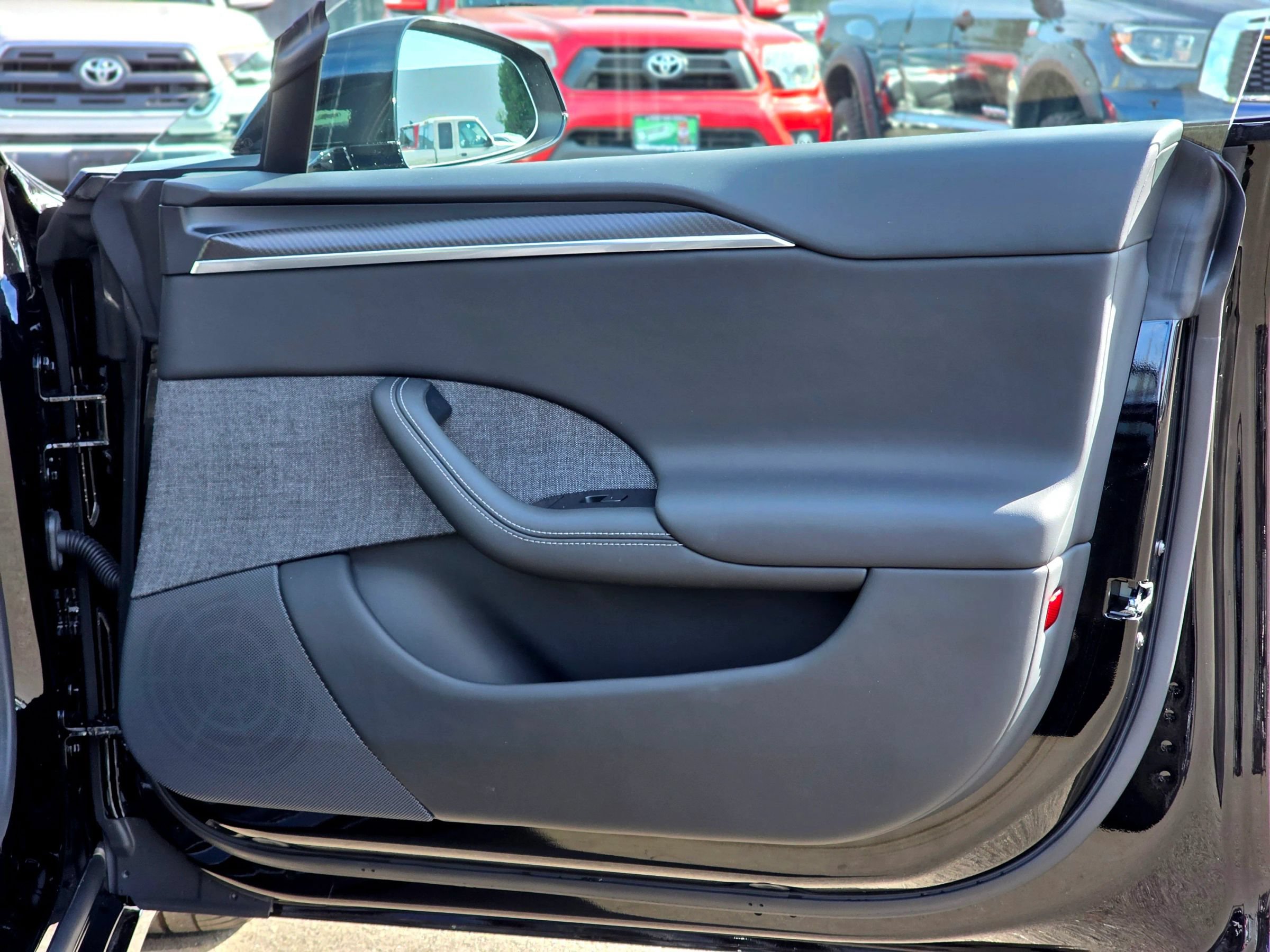 Used 2021 Tesla Model S Plaid AWD/4WD image 29