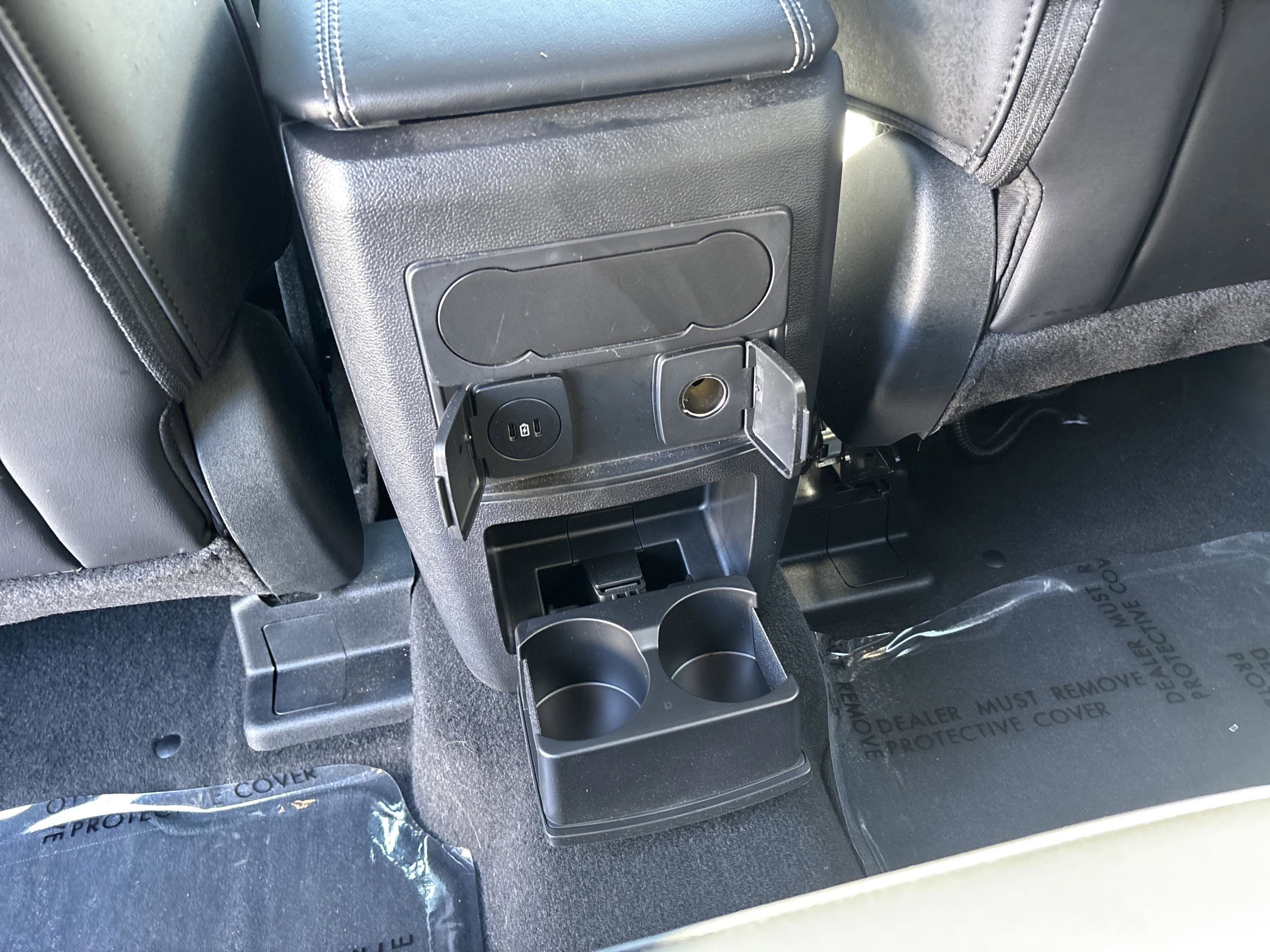 Used 2023 Ford Explorer XLT w/ Equipment Group 202A AWD/4WD image 28