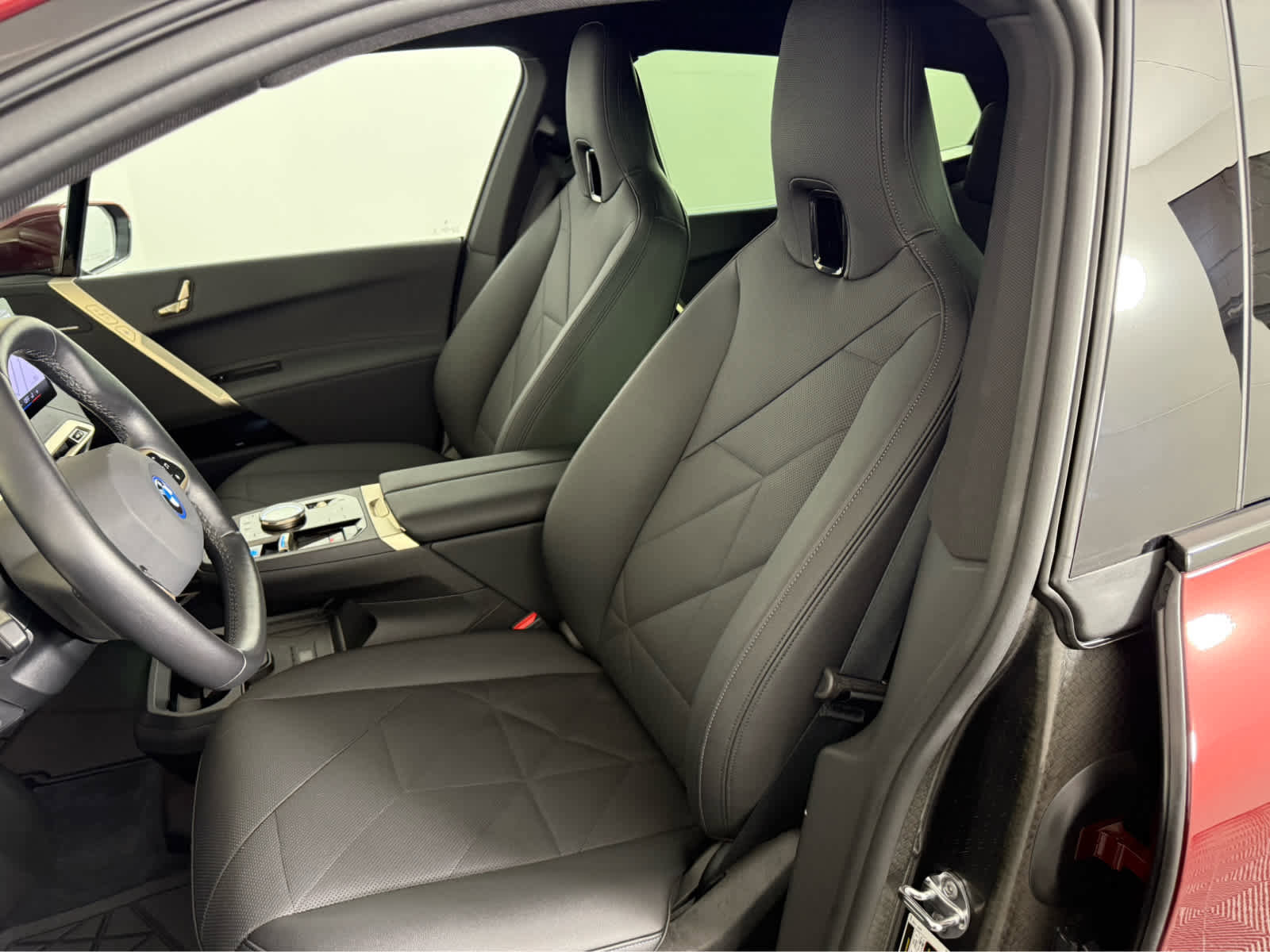 Certified 2025 BMW iX xDrive50 image 11