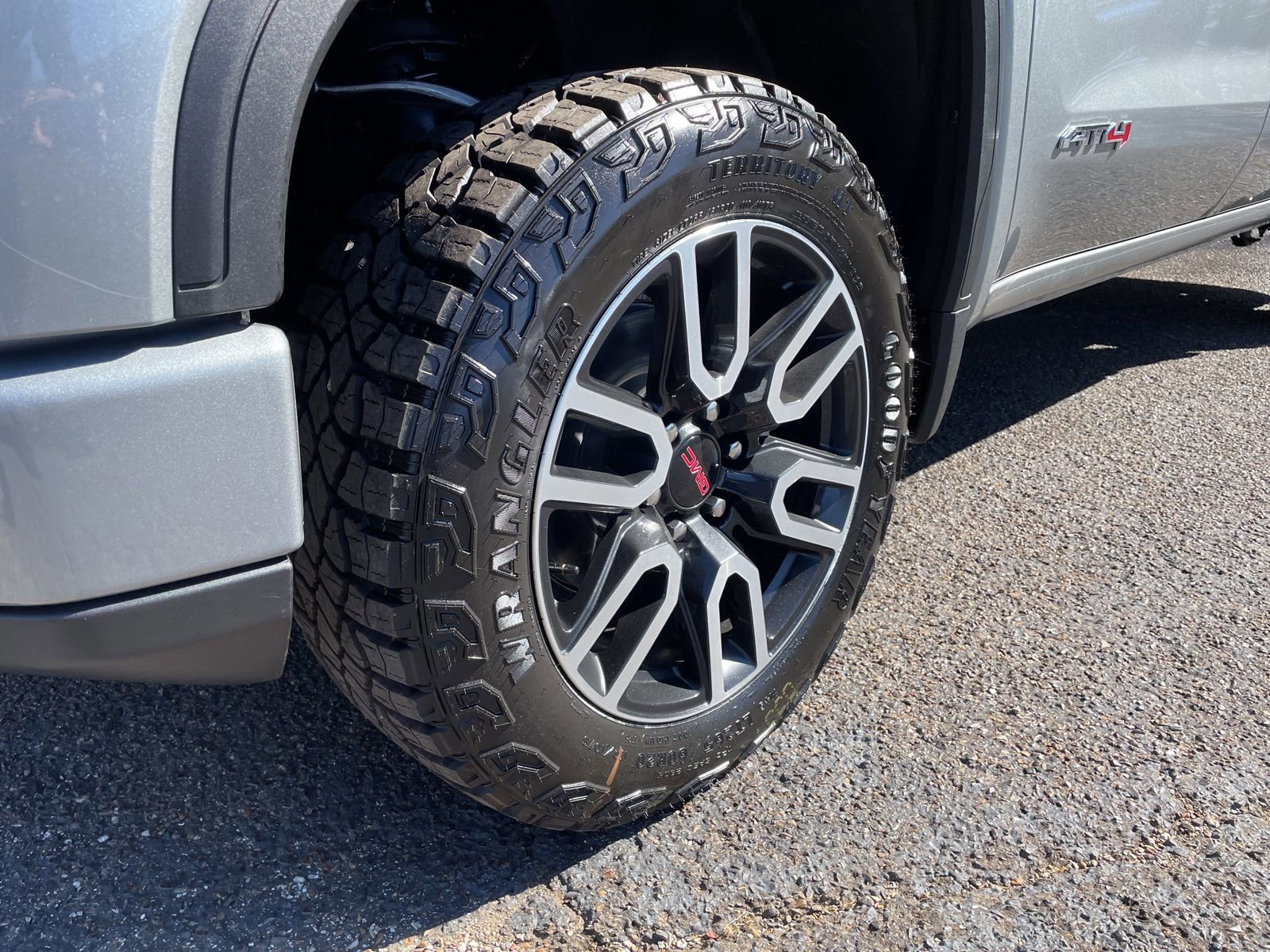 New 2026 GMC Sierra 1500 AT4 w/ AT4 Premium Package image 10