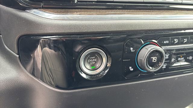 Used 2023 Chevrolet Silverado 1500 LT image 28