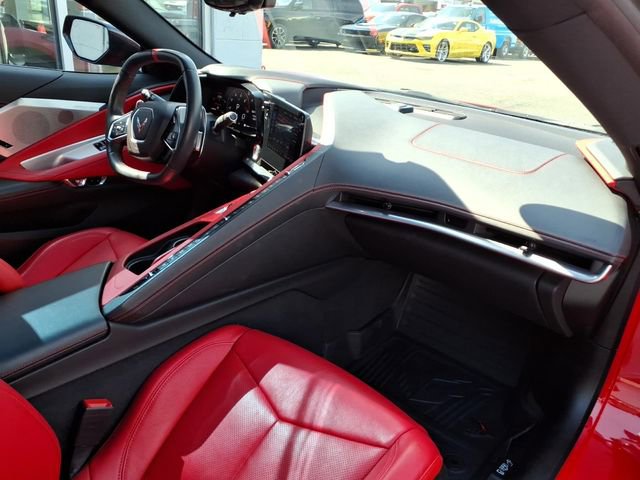 Used 2021 Chevrolet Corvette Stingray Preferred Cpe w/ Z51 Performance Package image 21
