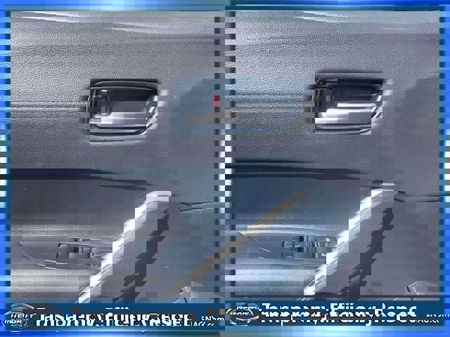 Used 2023 Toyota Corolla Cross XLE w/ Convenience Package image 17