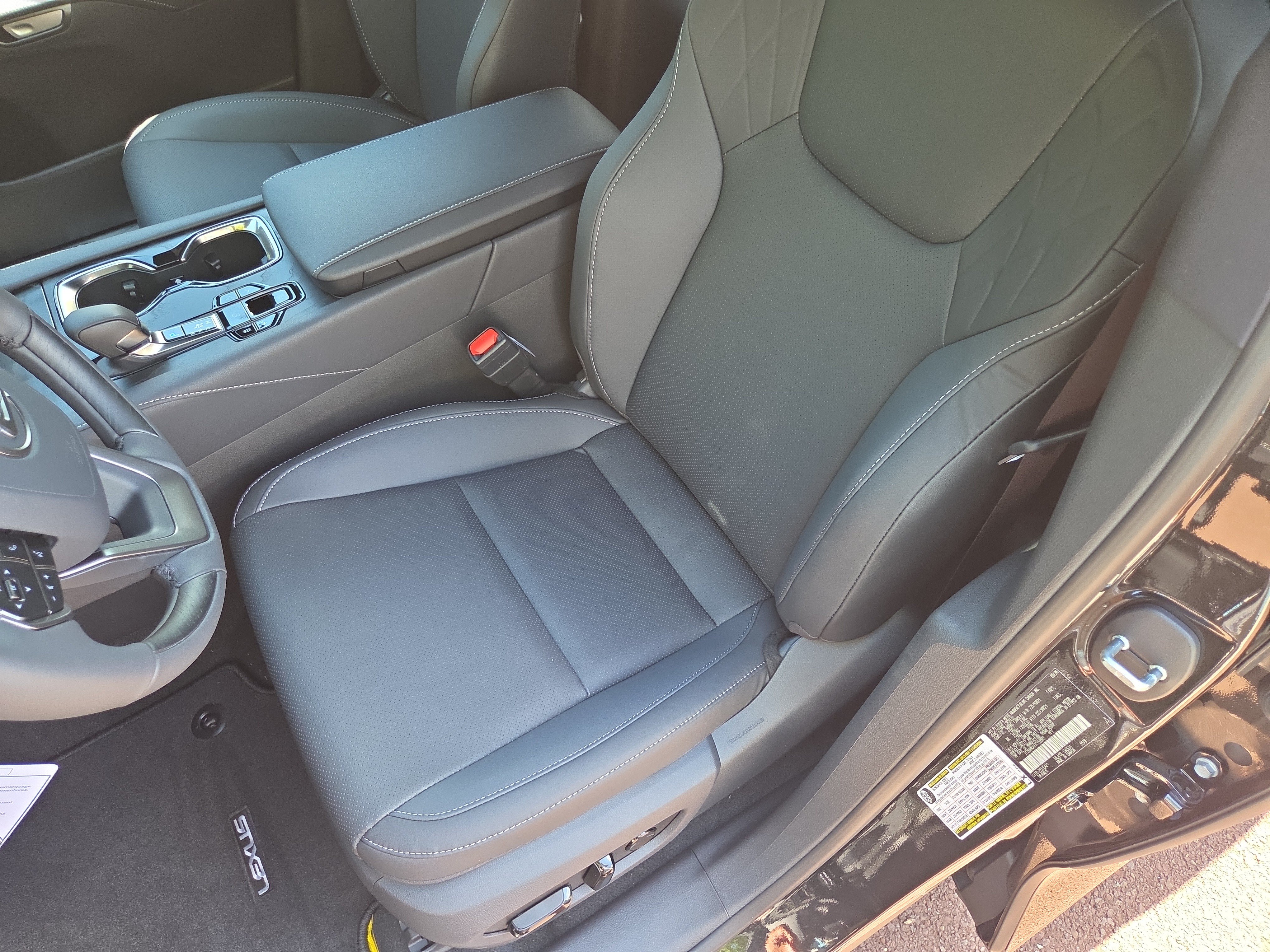 New 2026 Lexus RX 350 Premium w/ Accessory Package (2T) AWD/4WD image 7