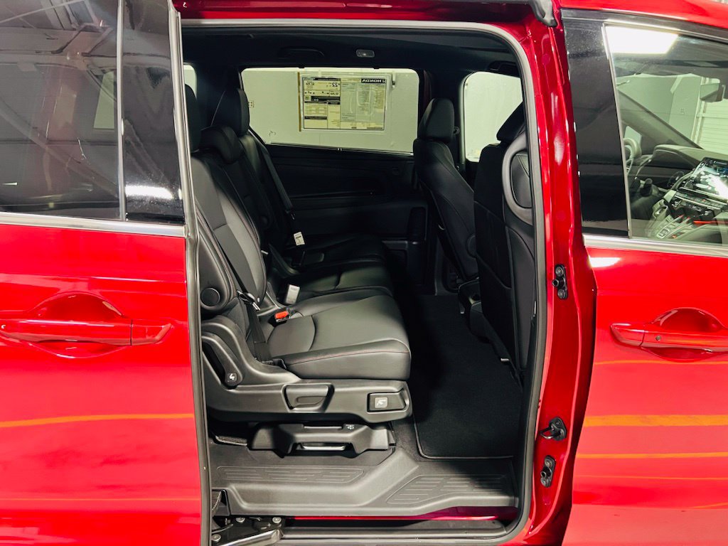 New 2026 Honda Odyssey Sport-L image 32