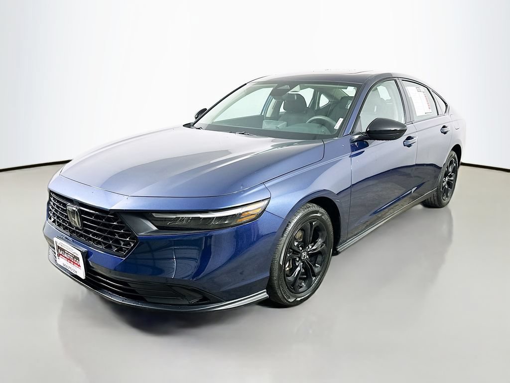 Used 2025 Honda Accord SE image 3
