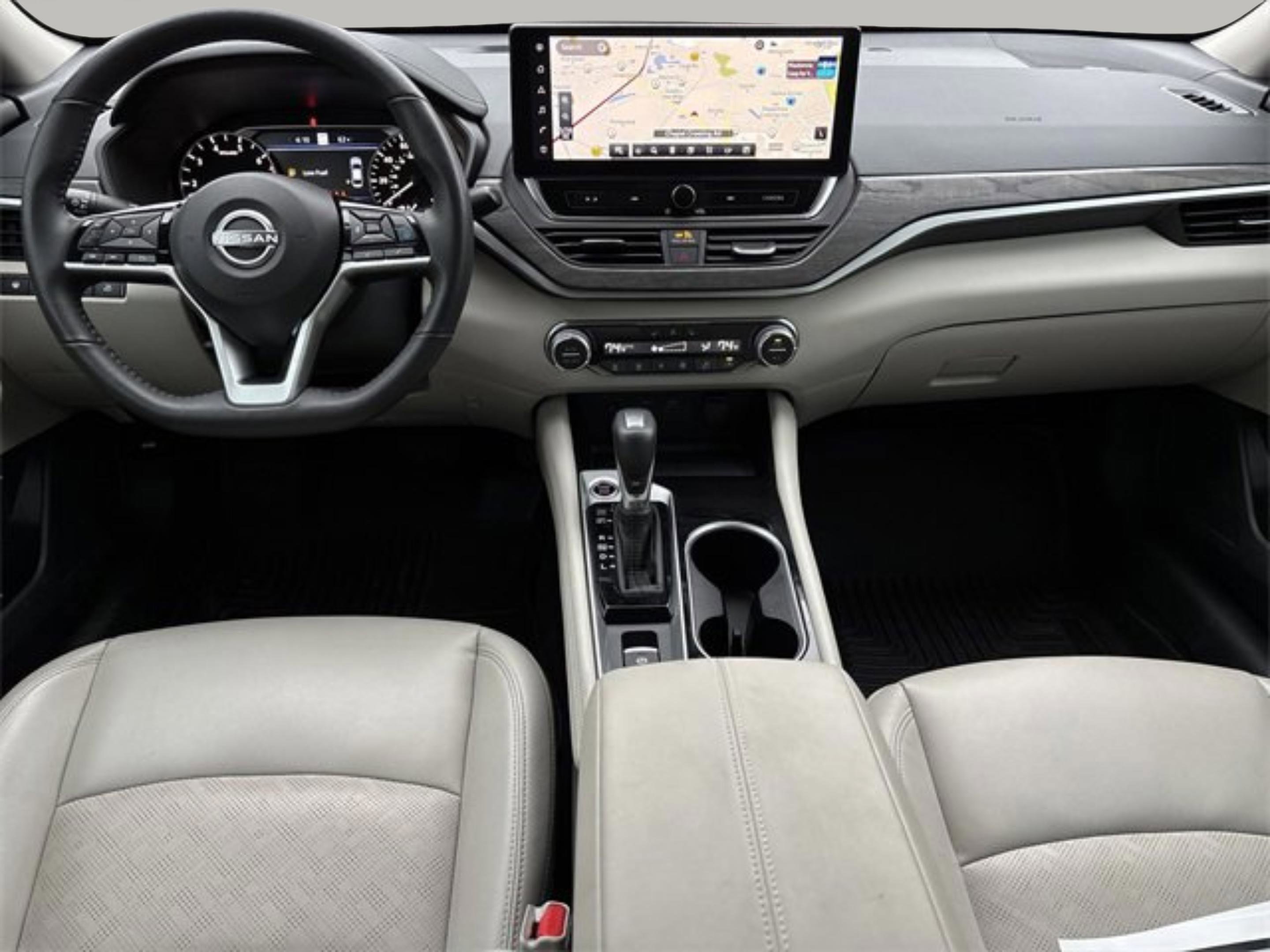 Used 2024 Nissan Altima 2.5 SL image 2