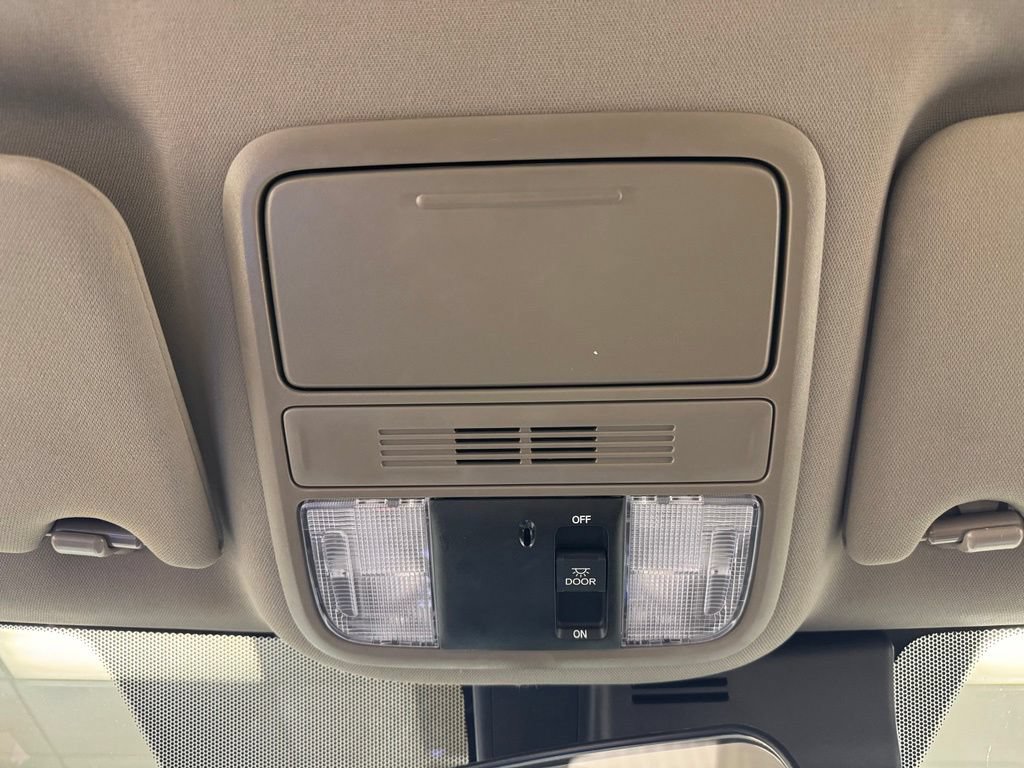 Used 2021 Honda Pilot EX image 50