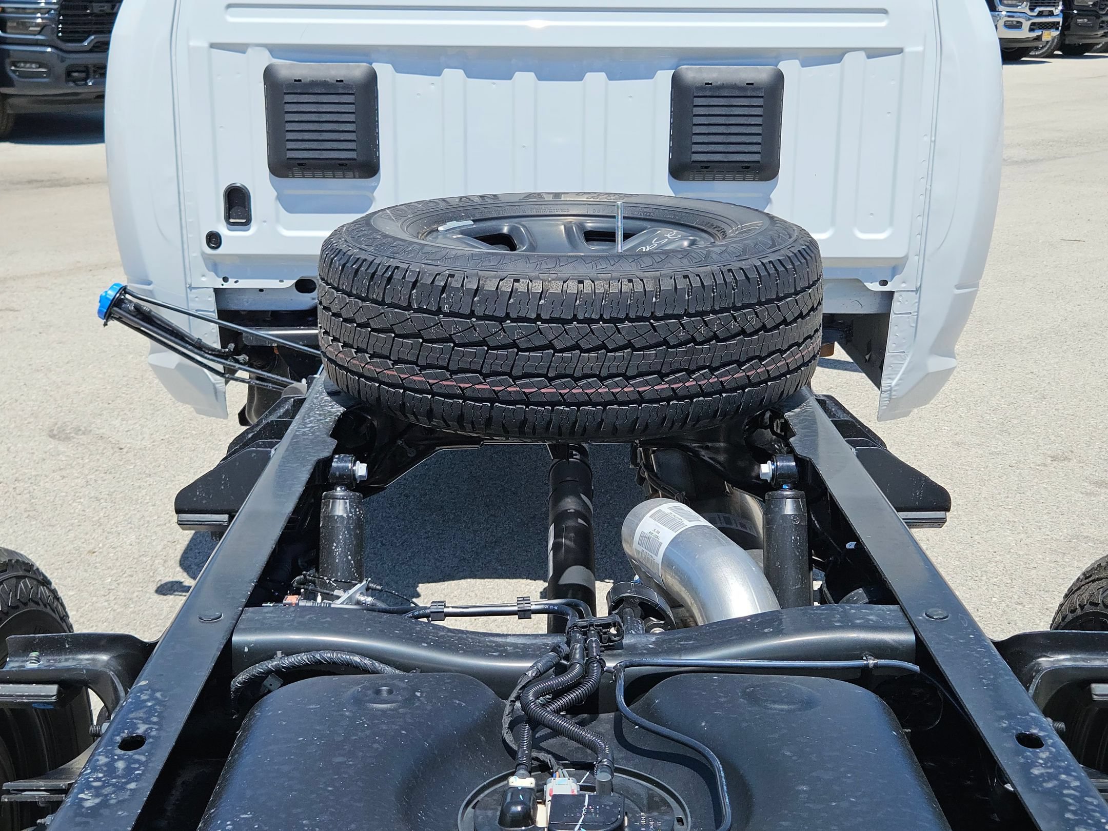 New 2026 RAM 3500 Tradesman AWD/4WD image 19