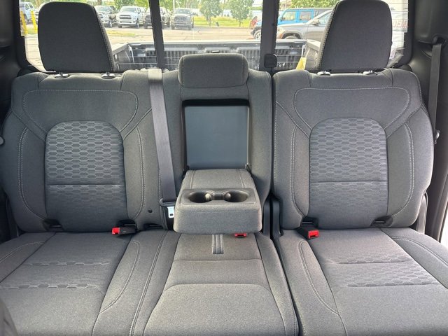 New 2026 RAM 1500 4x4 Crew Cab image 31