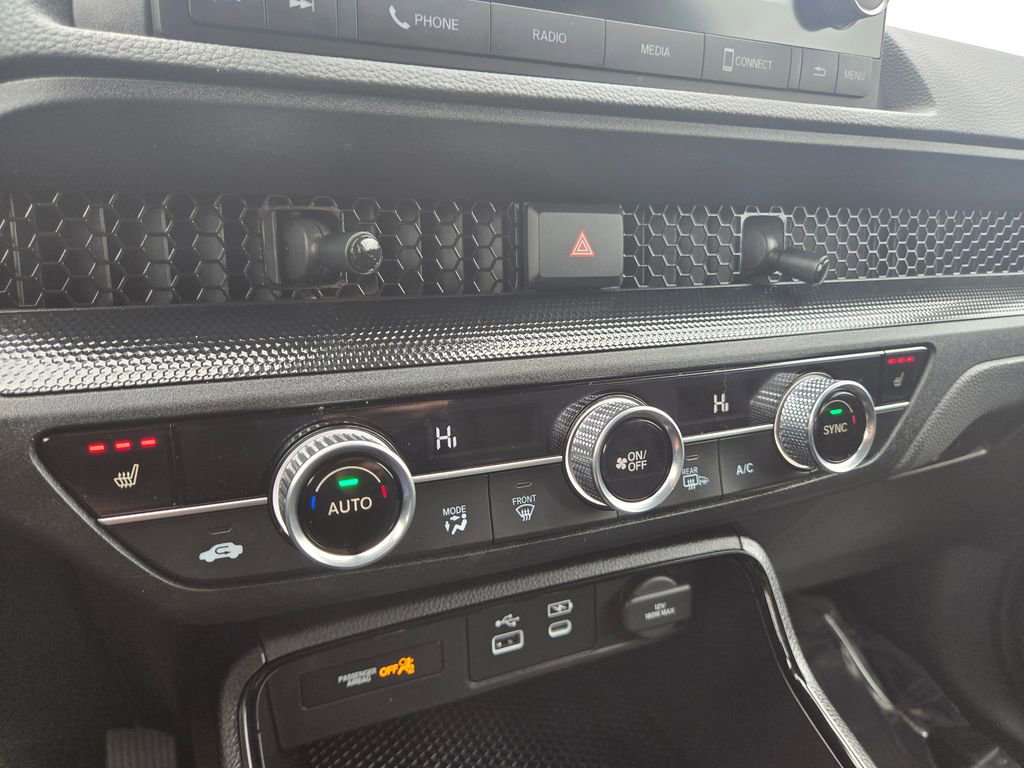 Used 2024 Honda CR-V EX image 16
