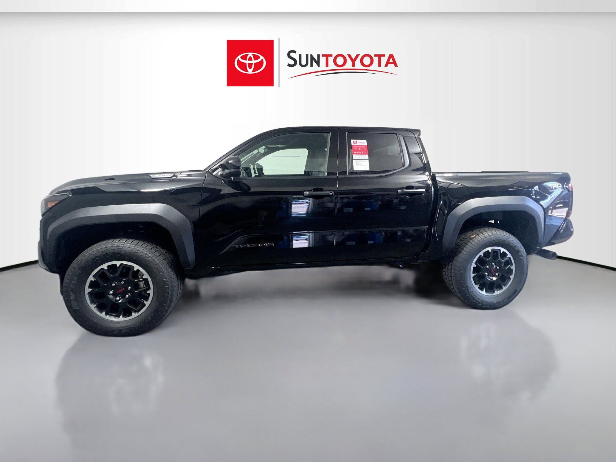 New 2025 Toyota Tacoma TRD Off-Road image 7