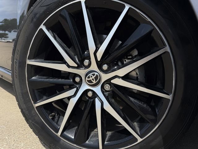 Used 2022 Toyota Camry SE FWD image 10