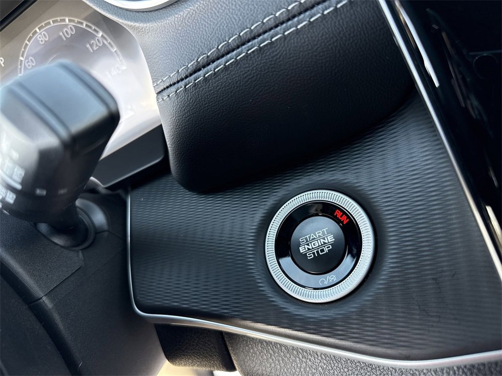 New 2025 Jeep Grand Cherokee Altitude w/ Trailer Tow Package image 17