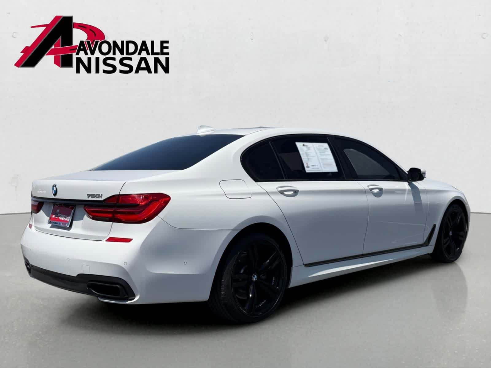Used 2019 BMW 750i w/ Executive Package RWD image 6