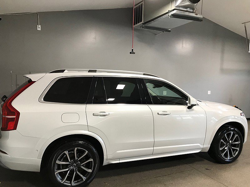 Used 2018 Volvo XC90 T5 Momentum w/ Convenience Package image 3