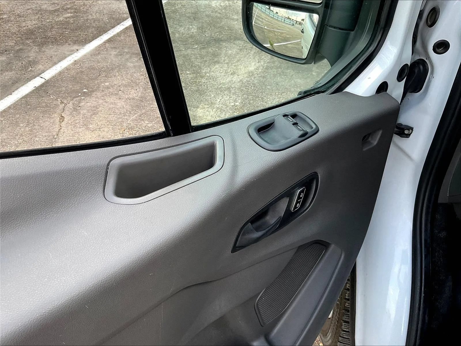 Used 2023 Ford Transit 150 Low Roof RWD image 43