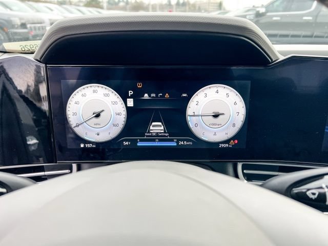 New 2025 Hyundai Elantra SEL FWD image 19